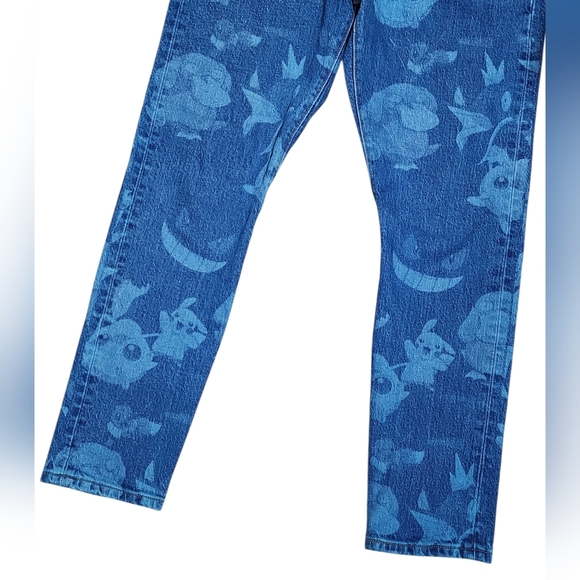 Levis Premium Limited Edition Pokemon Skinny Jeans W29xL28 - Picture 7 of 12